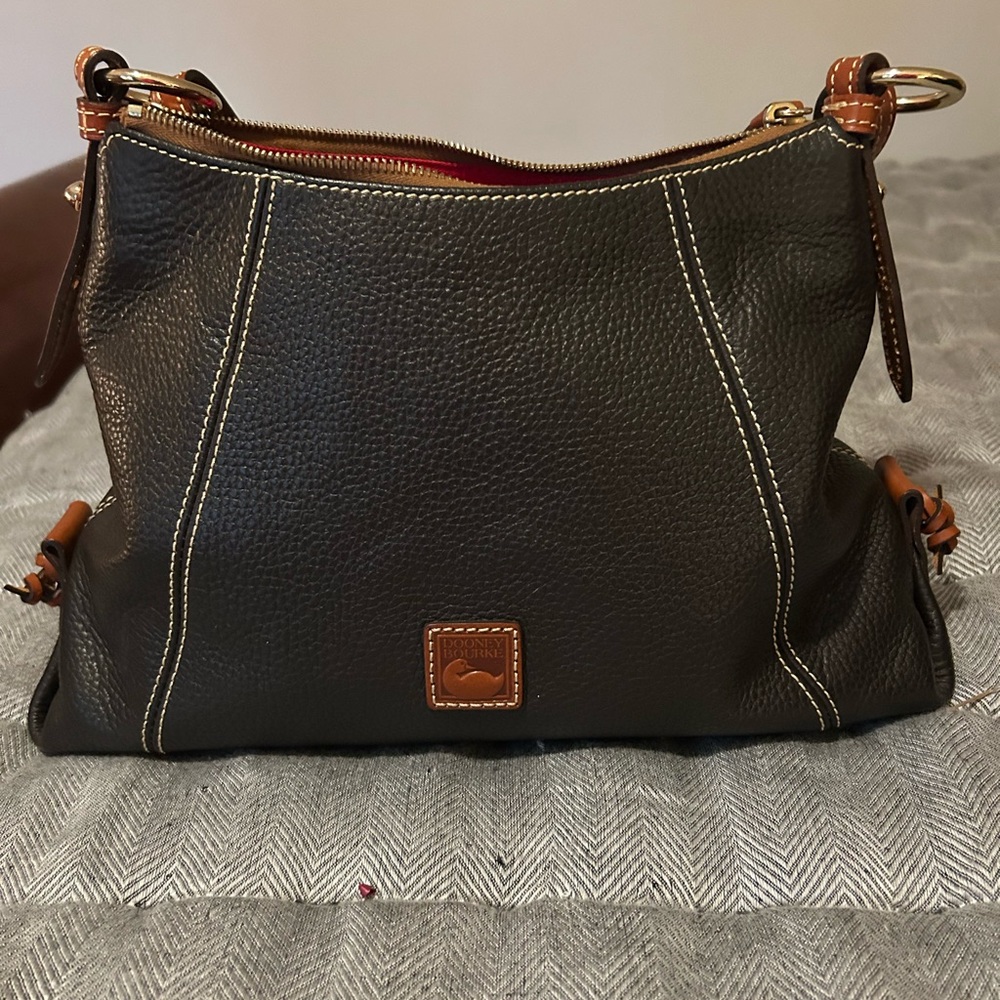 Dooney & Bourke Pebbled Leather Shoulder Bag – Dark Brown/Tan | Classic Zip Top